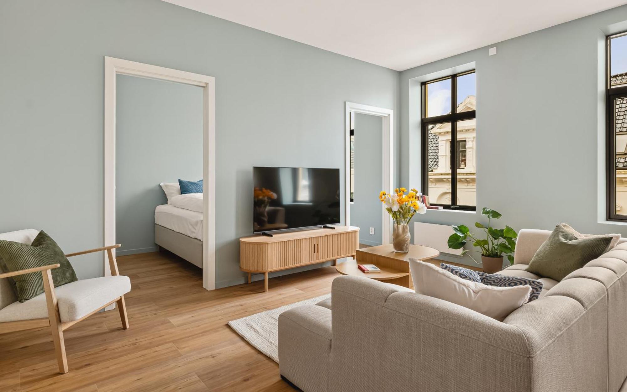 Hh24 - Modern L Center Apartment